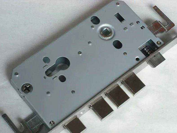 崇信24小时上门开锁公司