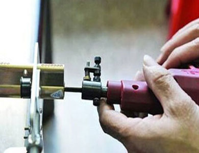 崇信24小时上门开锁公司